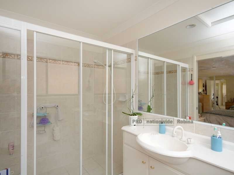 6/16 Gardendale Crescent, Burleigh Waters QLD 4220