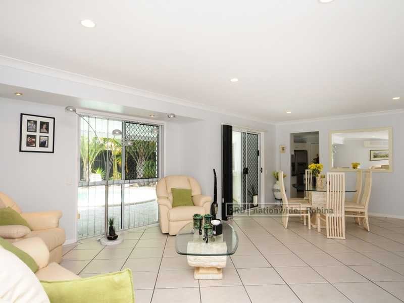 95 Gardenia Drive, Bonogin QLD 4213