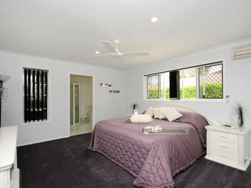 95 Gardenia Drive, Bonogin QLD 4213