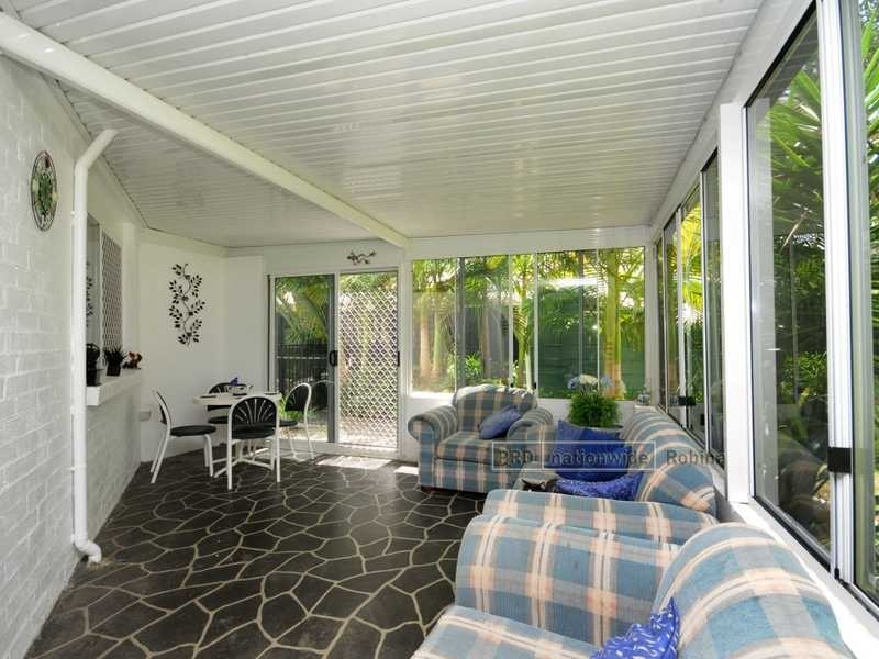 95 Gardenia Drive, Bonogin QLD 4213