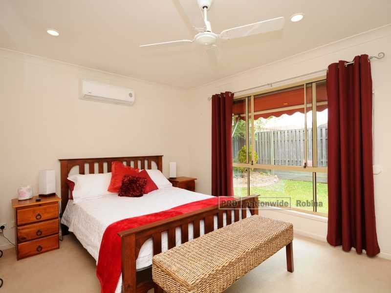 9 Kiara Court, Mudgeeraba QLD 4213