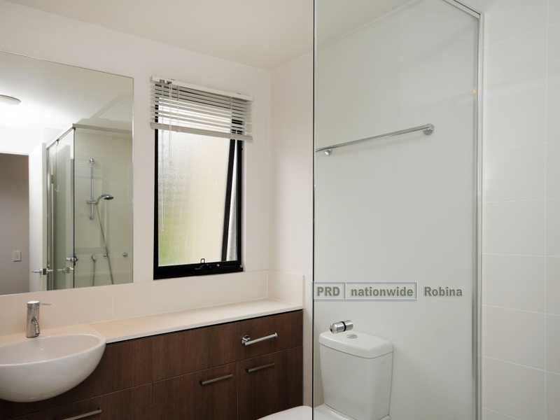 Unit 4/305 Easthill Drive, Robina QLD 4226