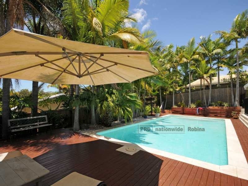 6 Indooroopilly Court, Robina QLD 4226