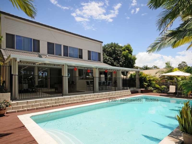 6 Indooroopilly Court, Robina QLD 4226