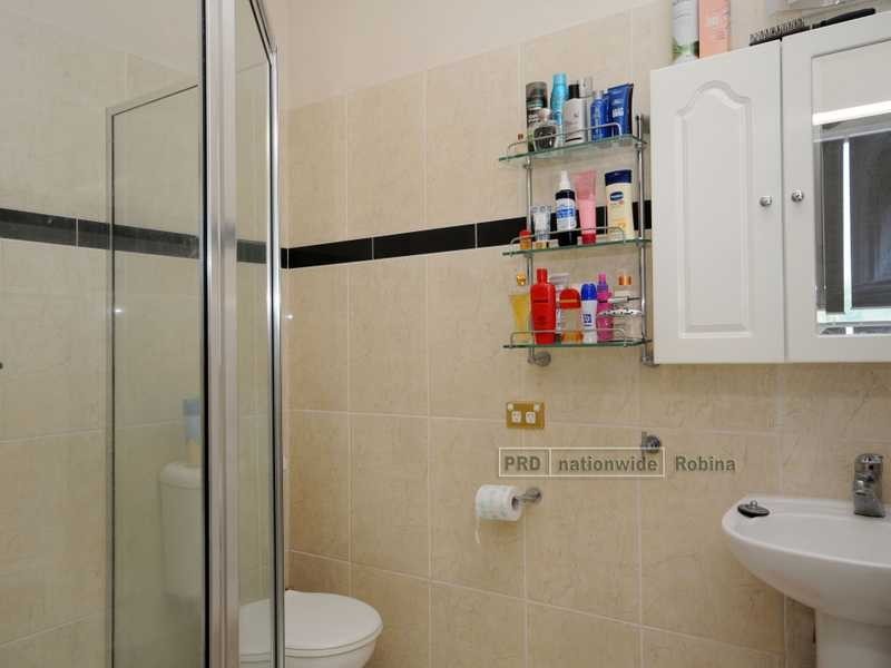 6 Indooroopilly Court, Robina QLD 4226