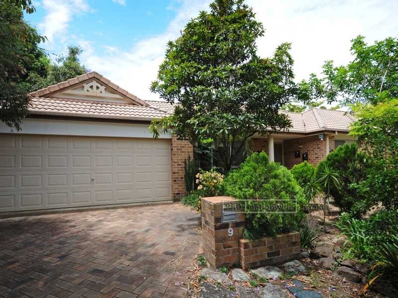 9 Chelsea Place, Robina QLD 4226