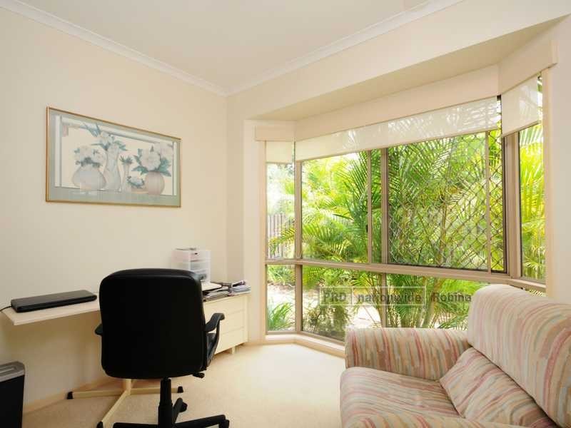 9 Chelsea Place, Robina QLD 4226