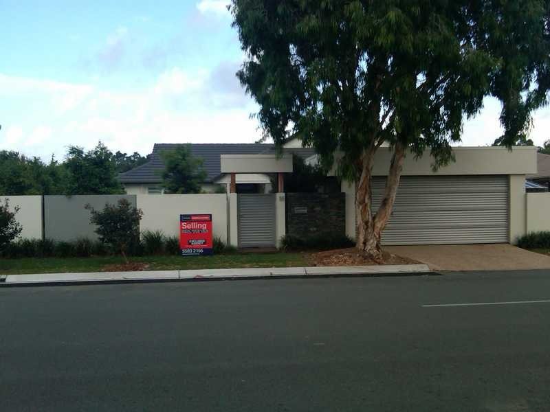 28 Yarraville Street, Robina QLD 4226