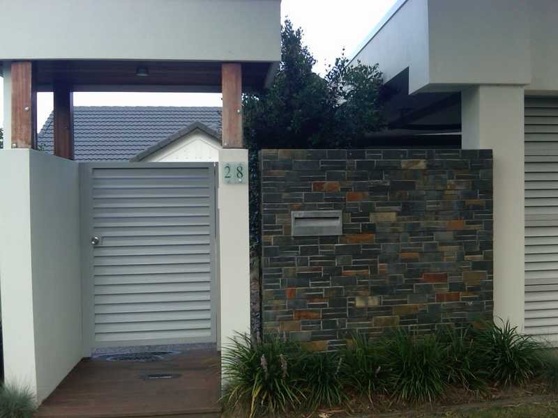 28 Yarraville Street, Robina QLD 4226