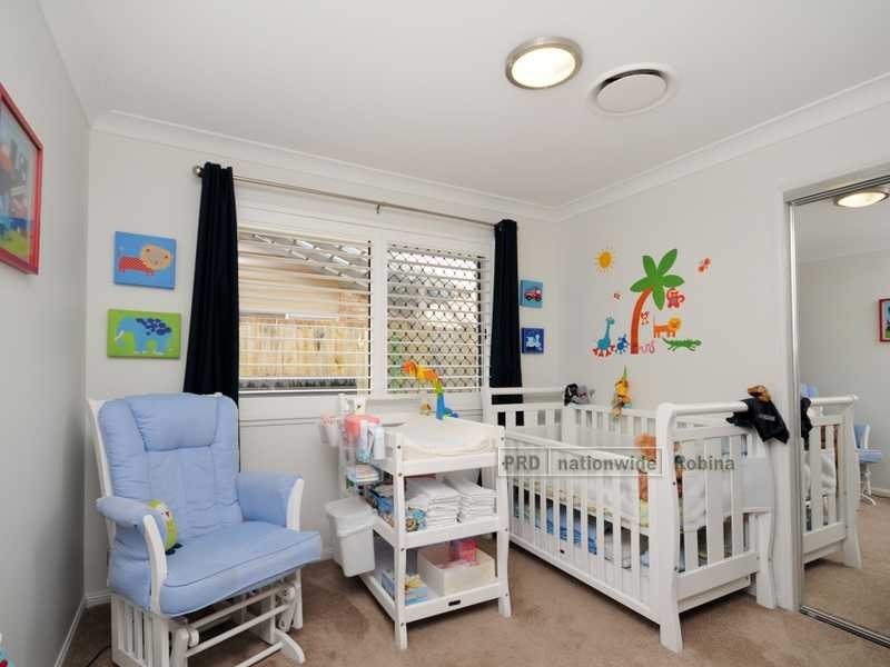 28 Yarraville Street, Robina QLD 4226