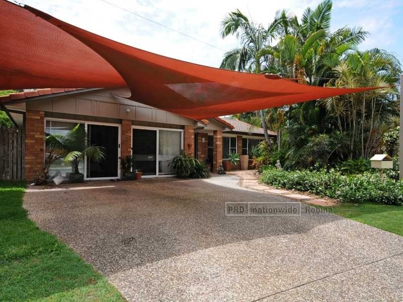 15 Strathmore Court, Robina QLD 4226