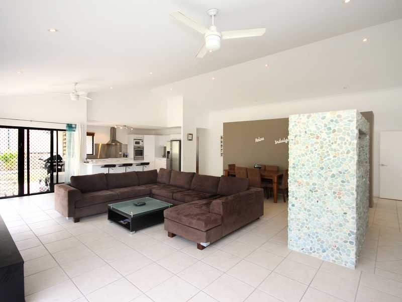 9 Asperia Street, Reedy Creek QLD 4227