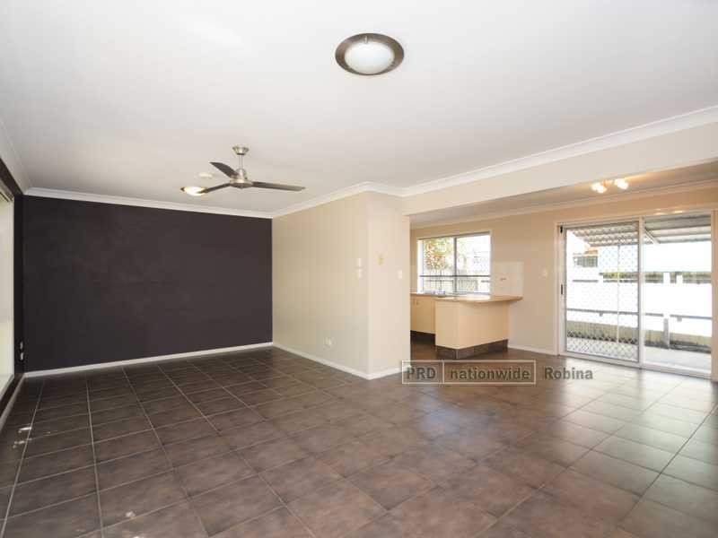 Unit 3/263 Christine Avenue, Varsity Lakes QLD 4227