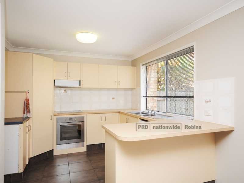 Unit 3/263 Christine Avenue, Varsity Lakes QLD 4227