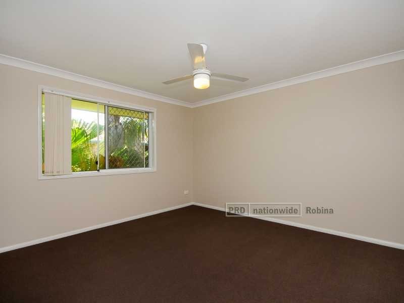 Unit 3/263 Christine Avenue, Varsity Lakes QLD 4227