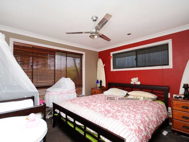 21 Sunningdale Circuit, Robina QLD 4226