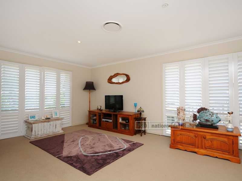 74 Clover Hill Drive, Mudgeeraba QLD 4213