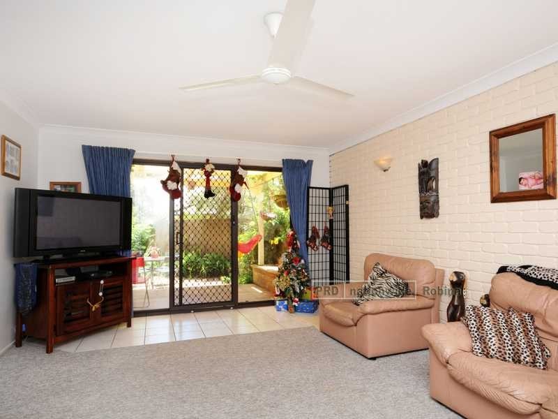 Unit 2/46 Woodland Drive, Reedy Creek QLD 4227