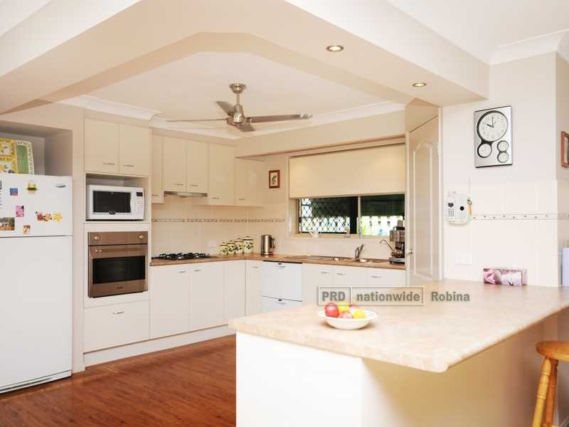 30 Kerrigan Court, Mudgeeraba QLD 4213