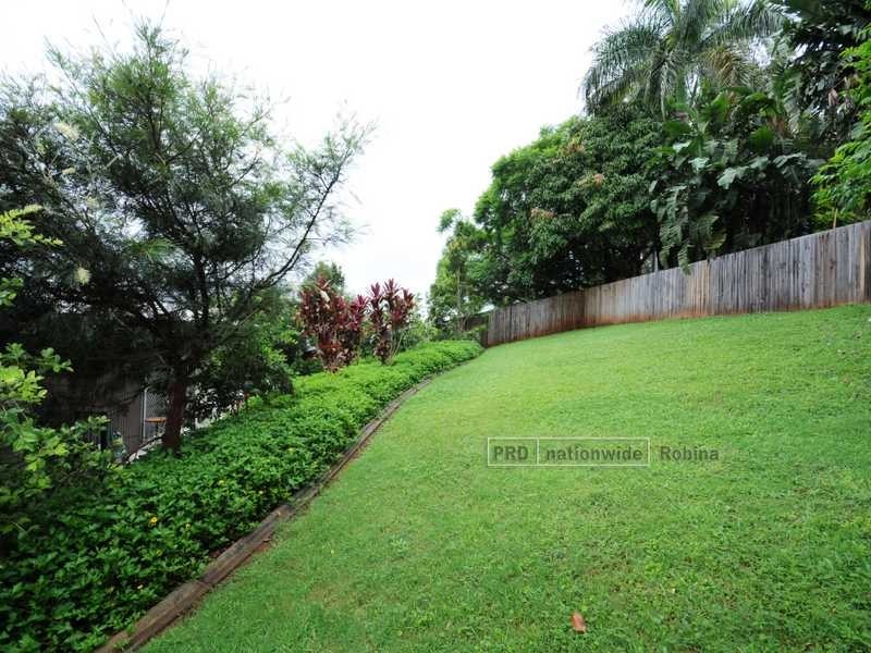 21 Cairngorm Street, Carrara QLD 4211