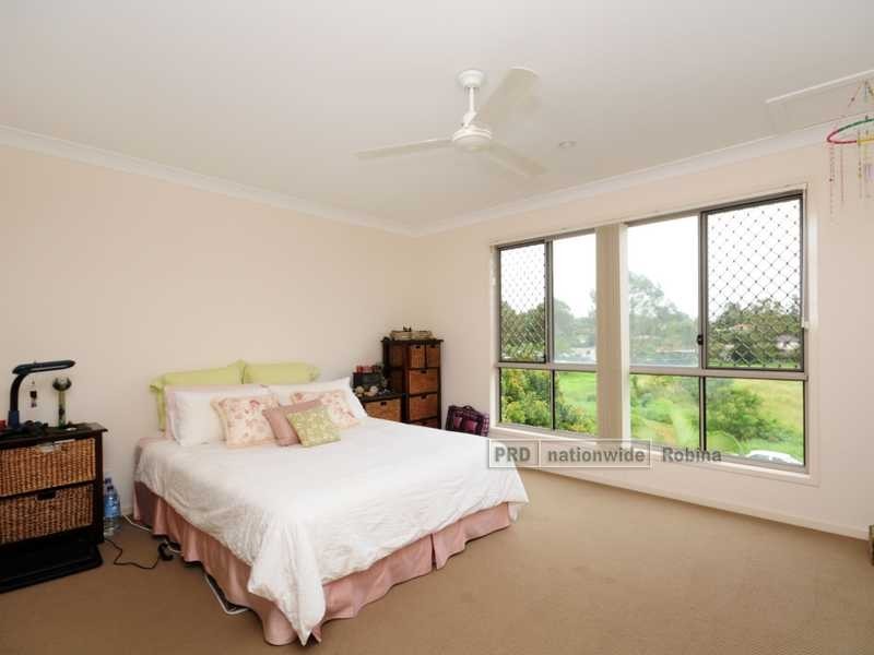 21 Cairngorm Street, Carrara QLD 4211