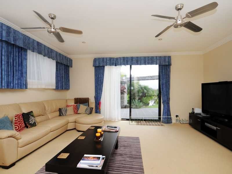 64 Peach Drive, Robina QLD 4226