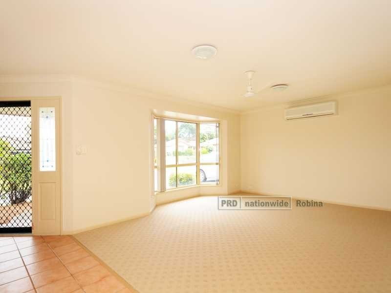 18 Swanton Drive, Mudgeeraba QLD 4213