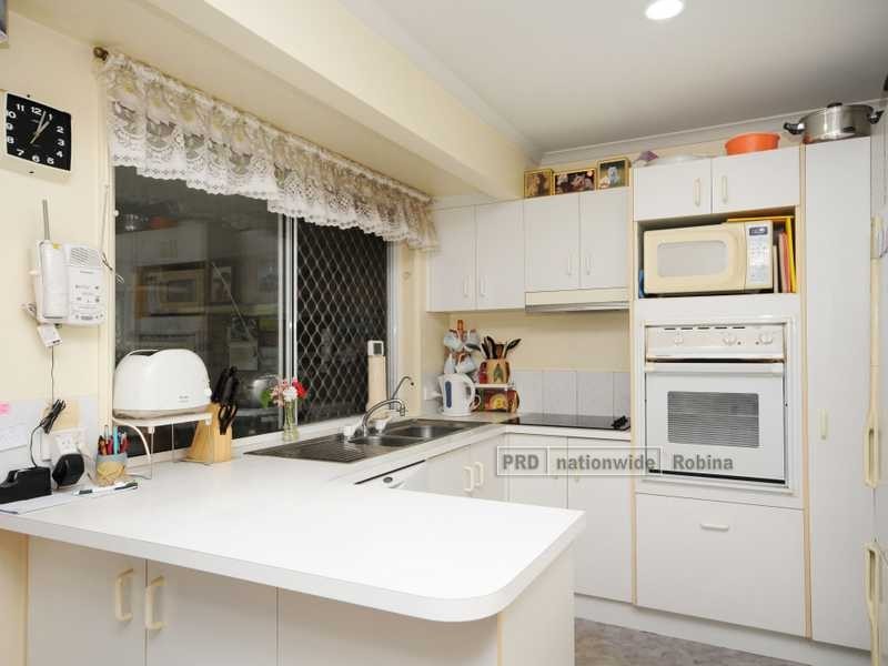 Unit 7/45 Village Way, Oxenford QLD 4210