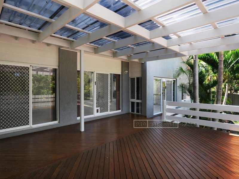 24 Pymble Place, Robina QLD 4226