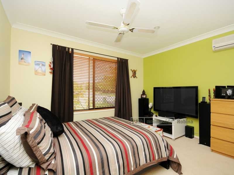 36 Lancewood Circuit, Robina QLD 4226