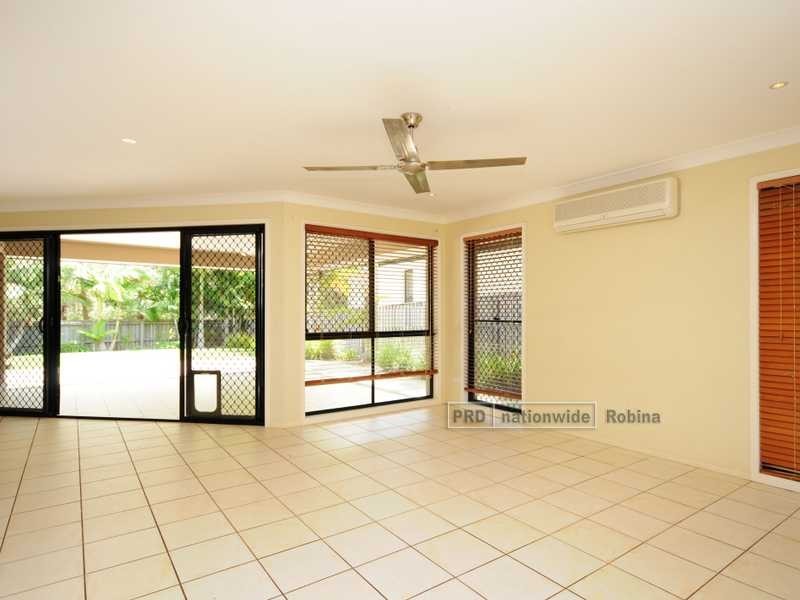 9 Protea Court, Robina QLD 4226