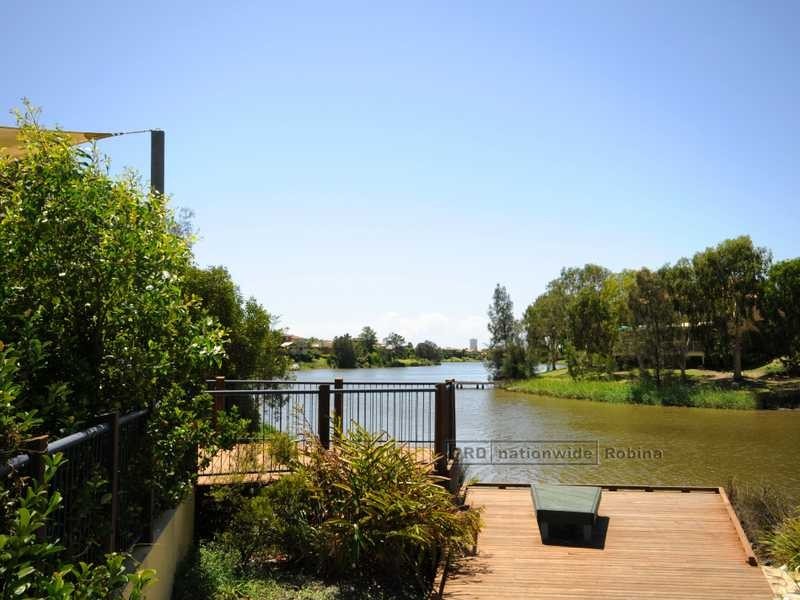 Unit 1/6 Comore Drive, Varsity Lakes QLD 4227