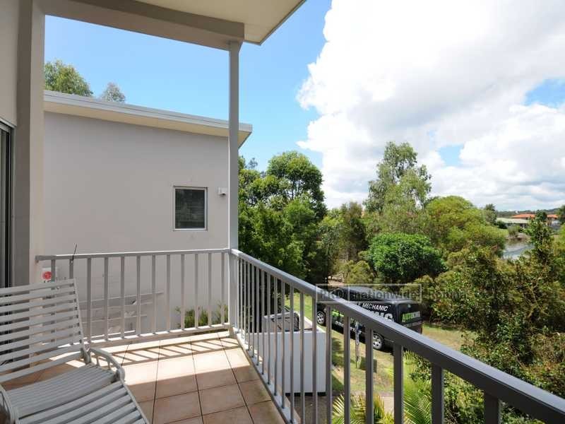 Unit 1/6 Comore Drive, Varsity Lakes QLD 4227