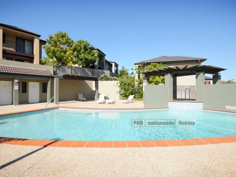 Unit 30/18 Bourton Rd, Merrimac QLD 4226