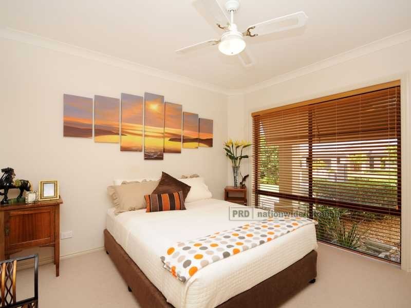 11 Straite Drive, Robina QLD 4226