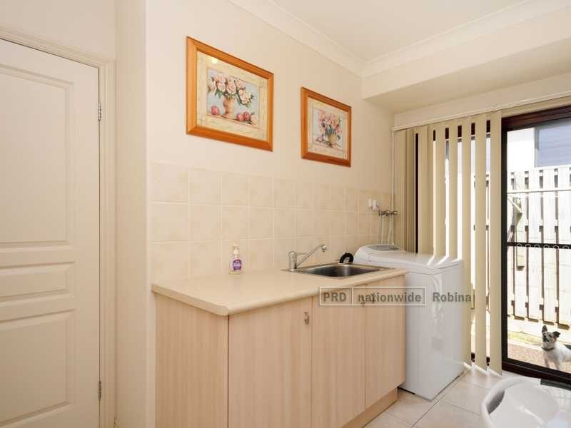 11 Straite Drive, Robina QLD 4226