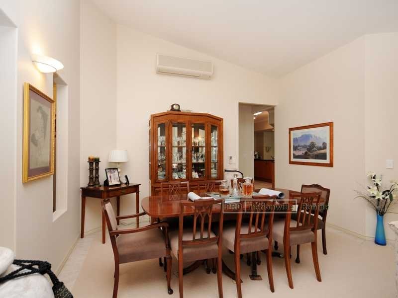 11 Straite Drive, Robina QLD 4226