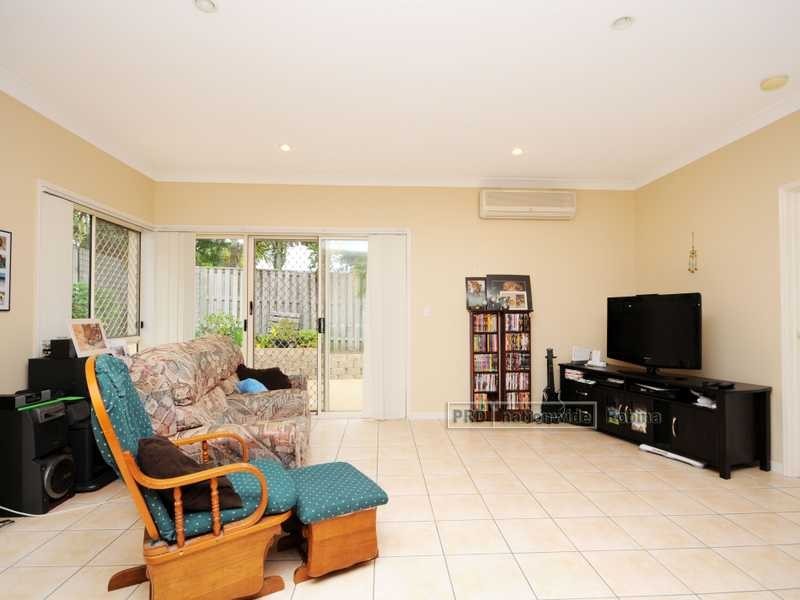 Unit 7/3 Camphorwood Court, Robina QLD 4226