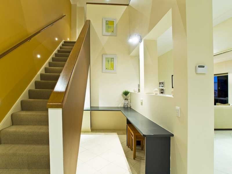 4 Majorca Crescent, Varsity Lakes QLD 4227