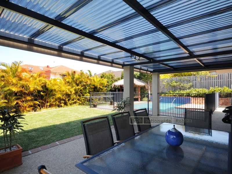 4 Majorca Crescent, Varsity Lakes QLD 4227