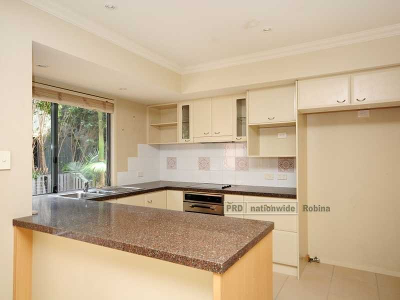 Unit 49/20 Fairway Drive, Clear Island Waters QLD 4226