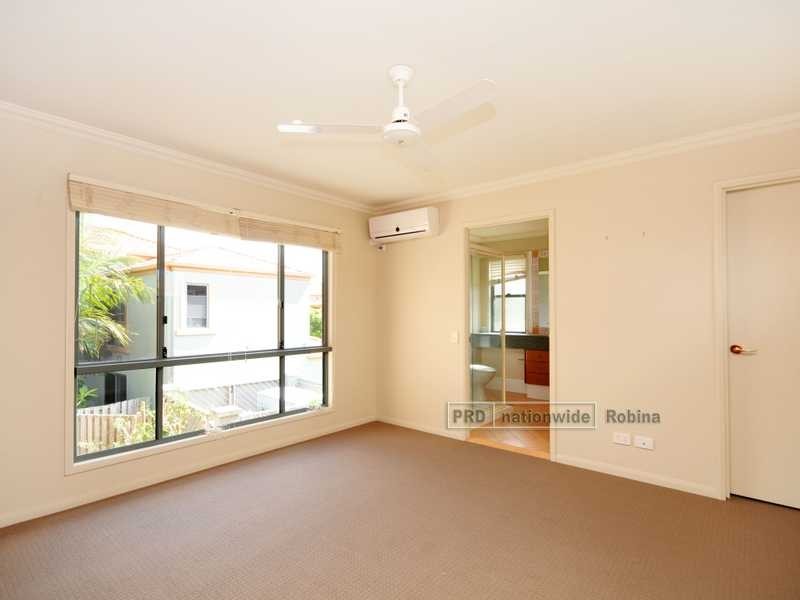 Unit 49/20 Fairway Drive, Clear Island Waters QLD 4226