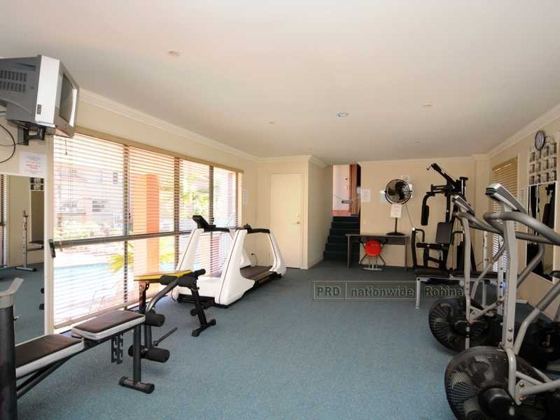 Unit 49/20 Fairway Drive, Clear Island Waters QLD 4226