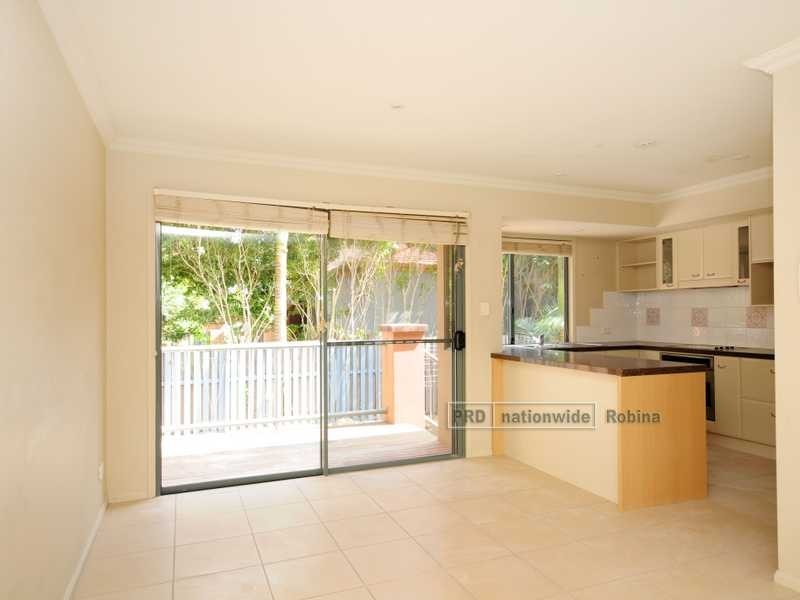 Unit 49/20 Fairway Drive, Clear Island Waters QLD 4226