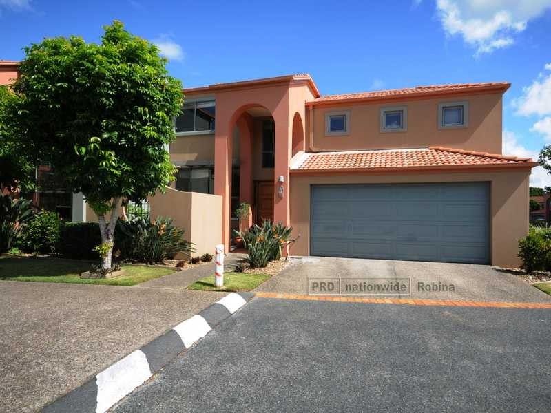 Unit 49/20 Fairway Drive, Clear Island Waters QLD 4226