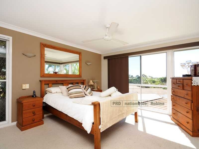 8 Macallan Street, Merrimac QLD 4226