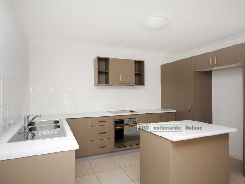 11 Stacer Street, Upper Coomera QLD 4209