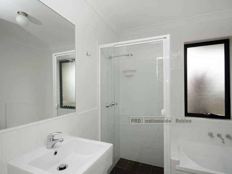 11 Stacer Street, Upper Coomera QLD 4209