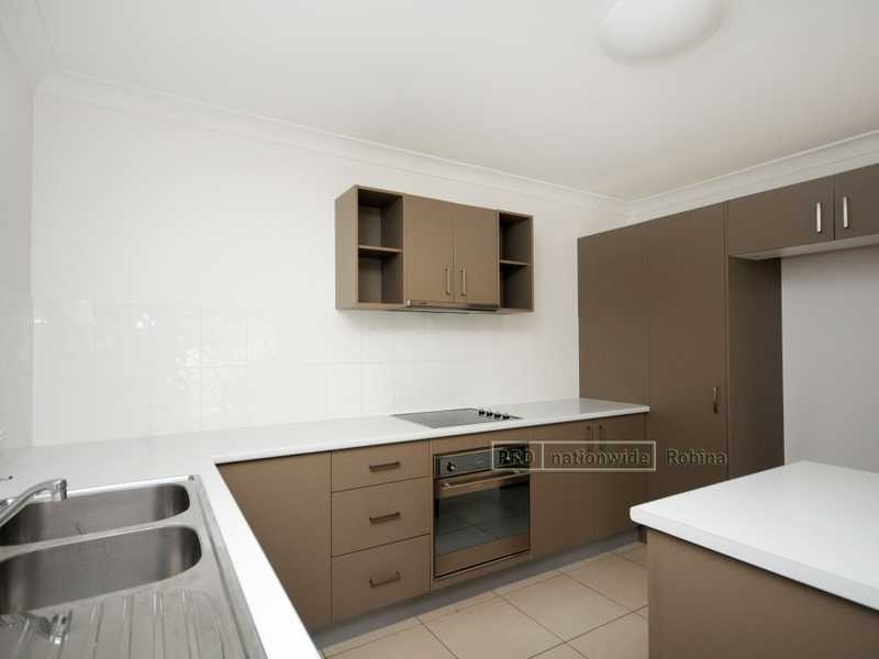 11 Stacer Street, Upper Coomera QLD 4209