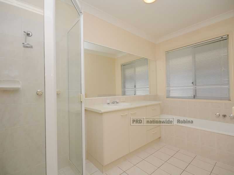 7 Vancouver Drive, Robina QLD 4226